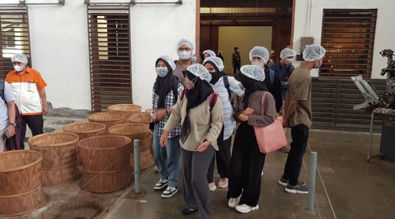 mengungkap-keistimewaan-pabrik-sosro-di-slawi-dari-produksi-teh-hingga-destinasi-wisata-edukasi