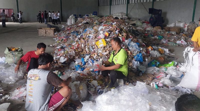 lebaran-bersih-di-tegal-armada-sampah-siaga-24-jam-hadapi-lonjakan-limbah